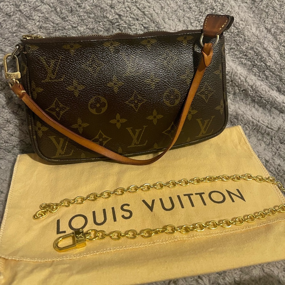 Louis Vuitton Vintage Pochette Accessories